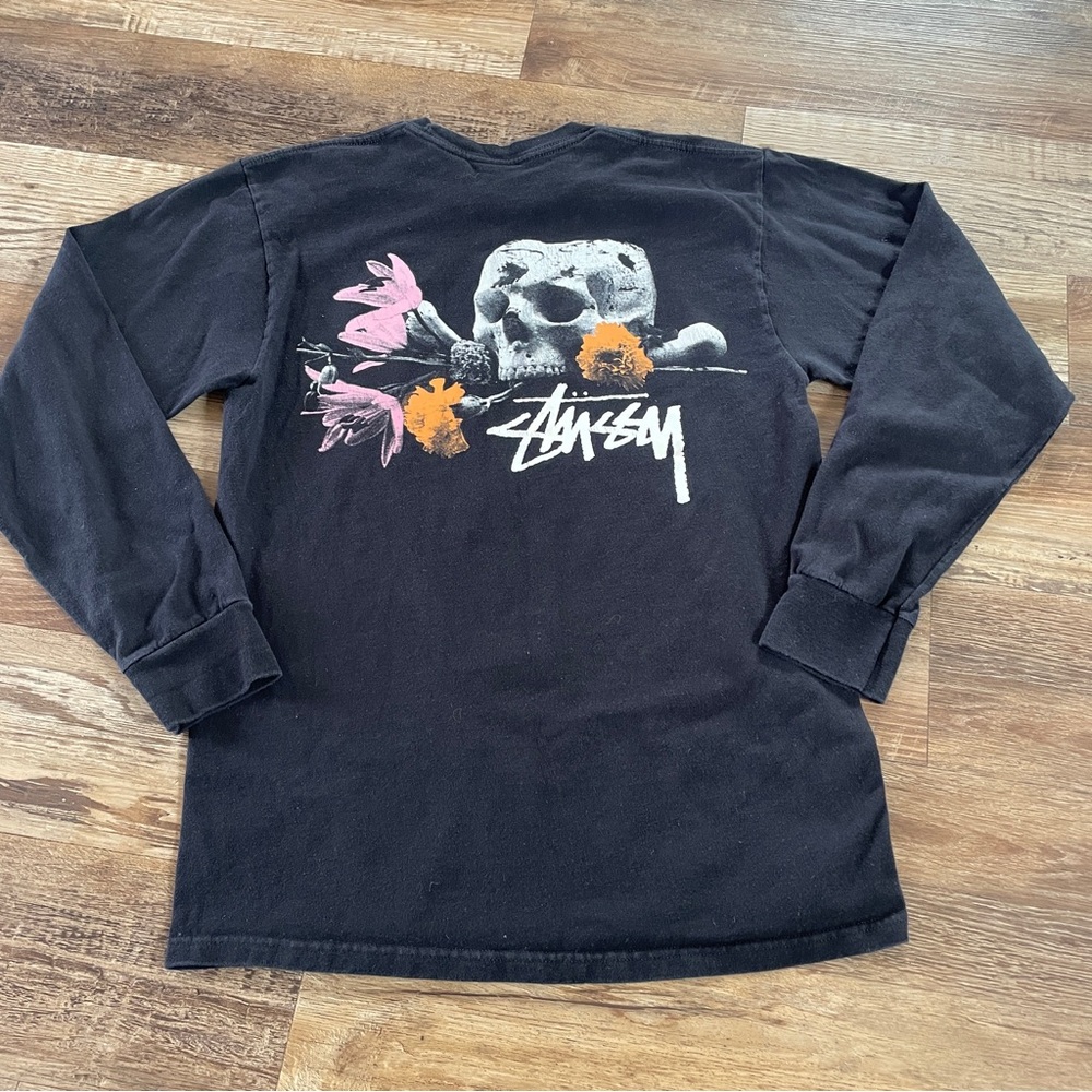Stussy black long sleeve skull flower tshirt M